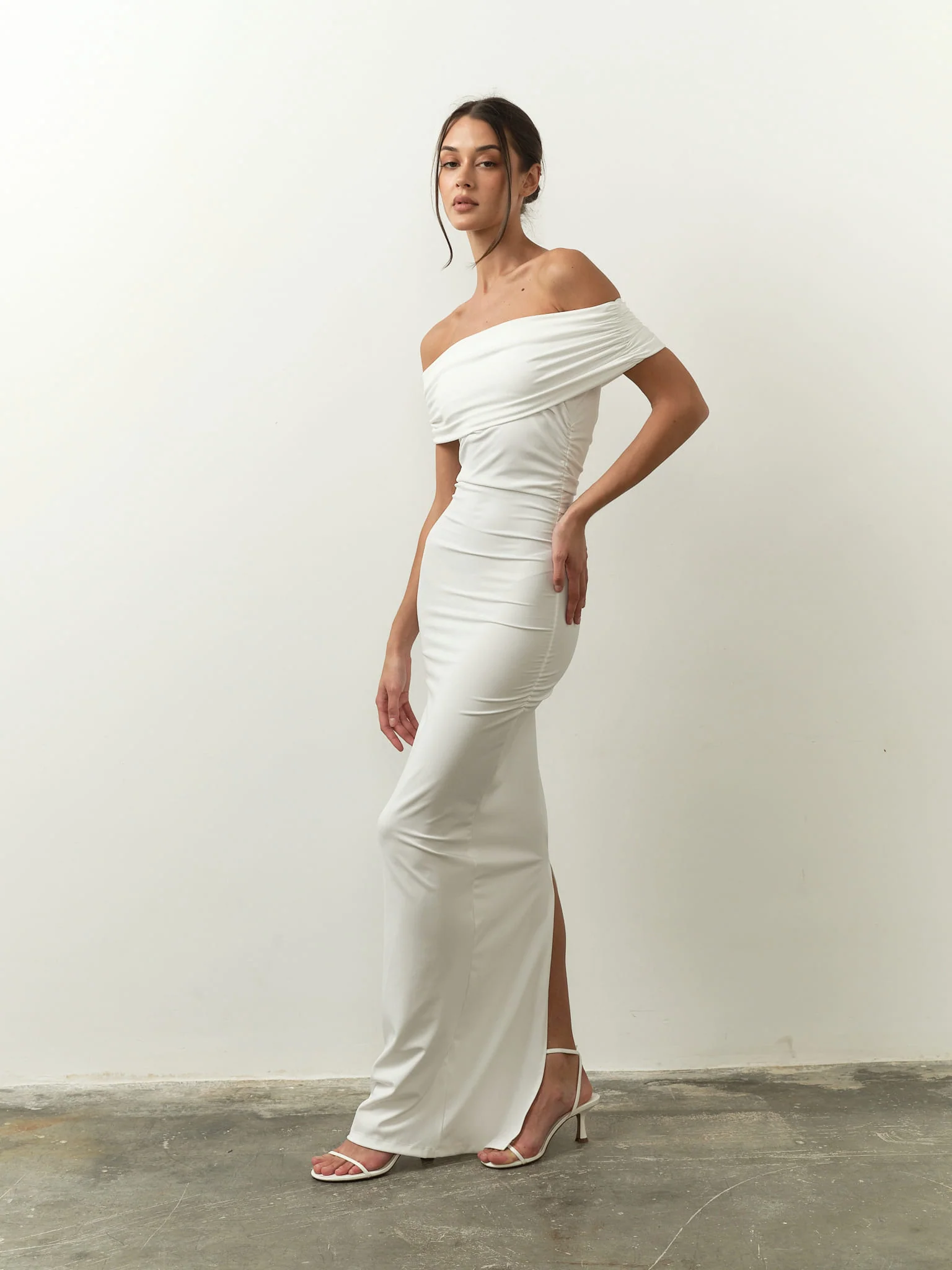 Scarlett Off-Shoulder Maxi Dress in Cotton - Image 8